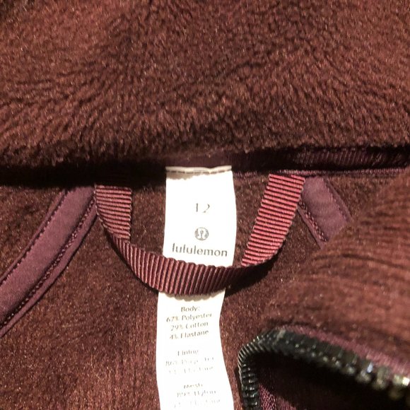 Women's Lululemon Cropped Full-Zip Plush Times Fleece Jacket - Picture 11 of 16